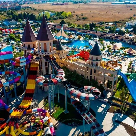 Royal Bay-i Seaview Апартамент