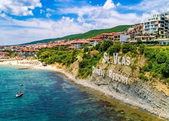 Апартамент Royal Bay-i Seaview Свети Влас